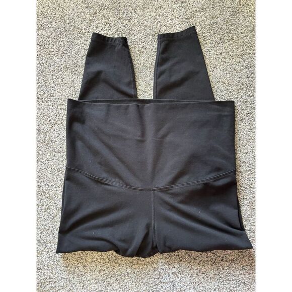 ❤️Old Navy Active Maternity High Rise Leggings - Picture 1 of 6